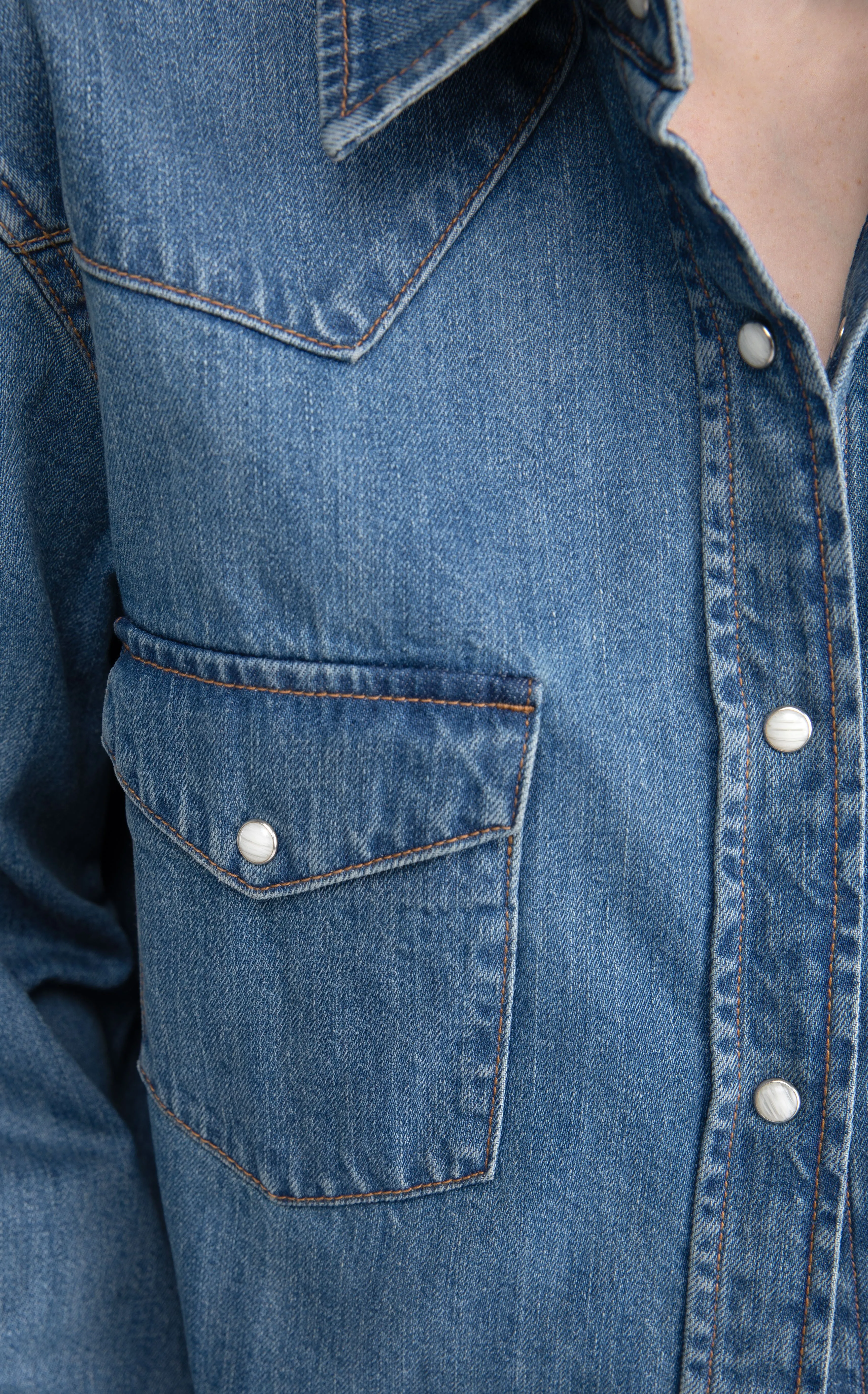 DENIM BUTTON-UP SHIRT