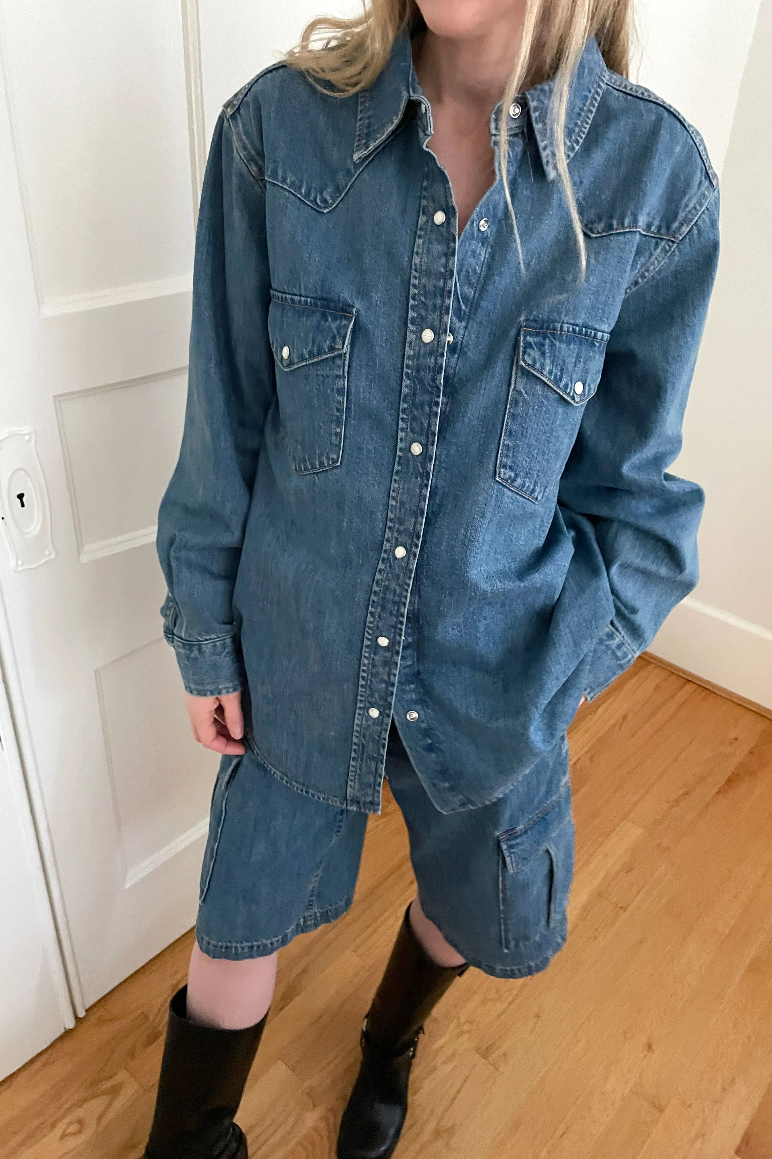 DENIM BUTTON-UP SHIRT