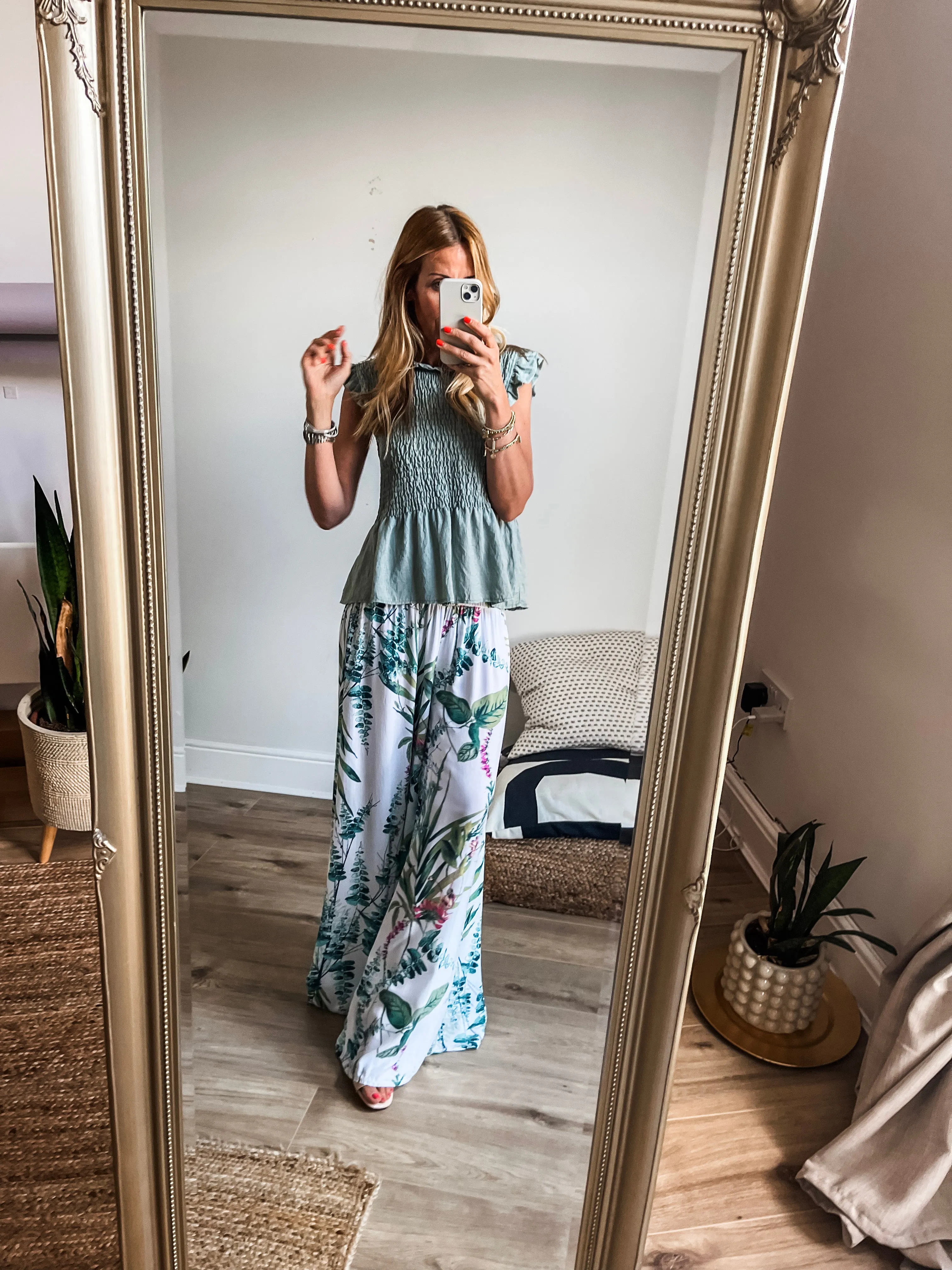 Frill Sleeve Shirred Top