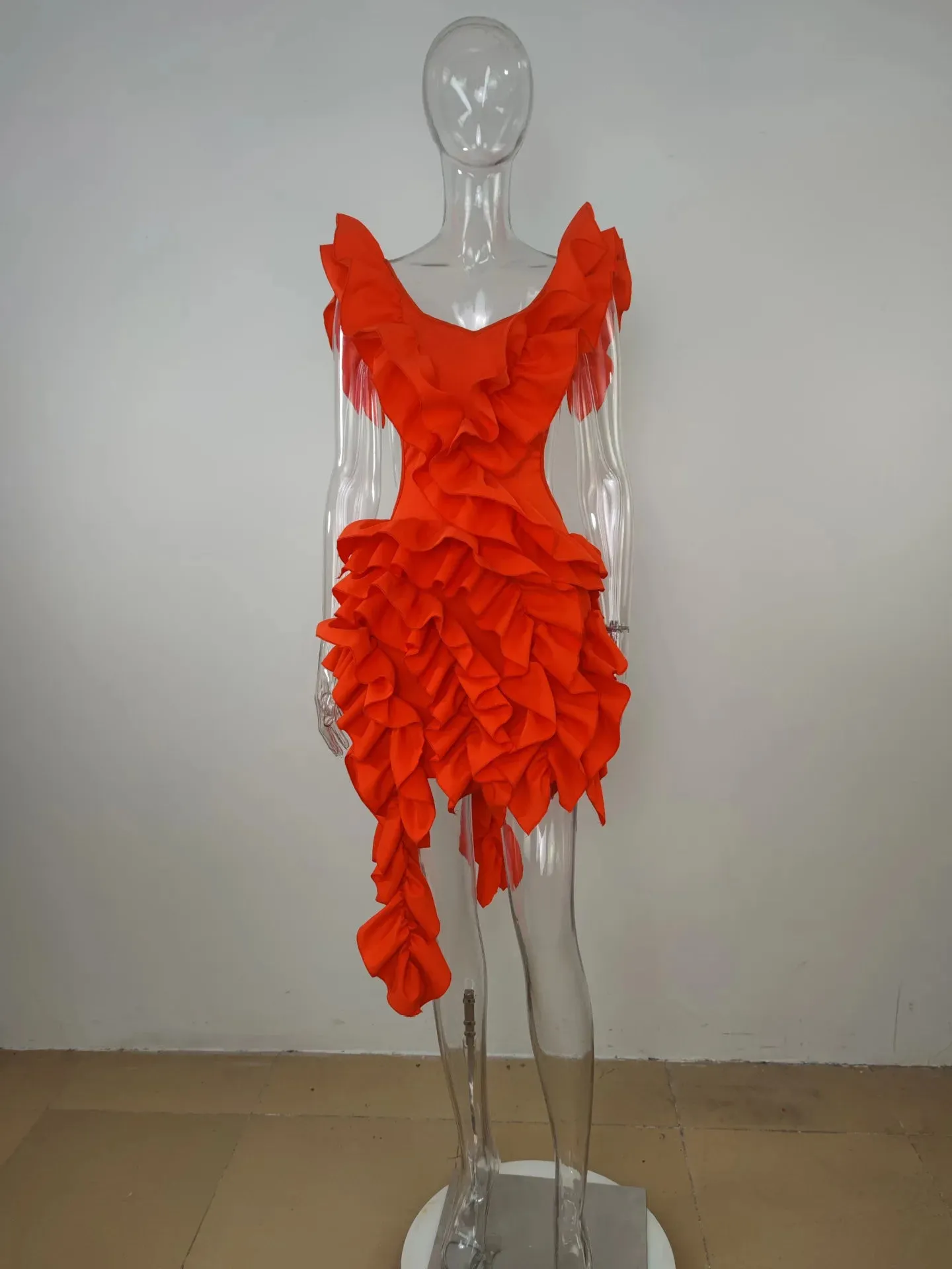 Short Party Dress Backless and Ruffled