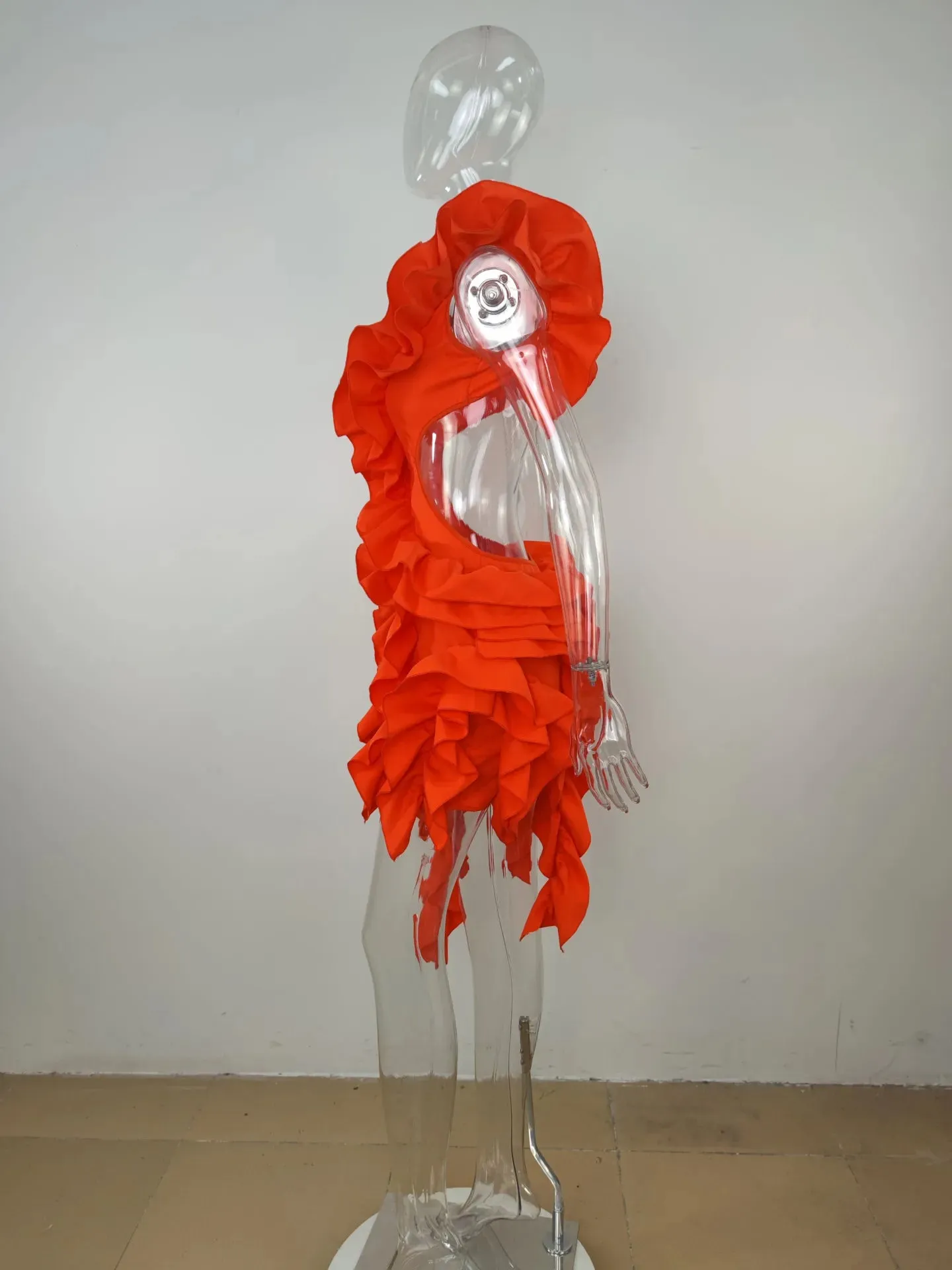 Short Party Dress Backless and Ruffled